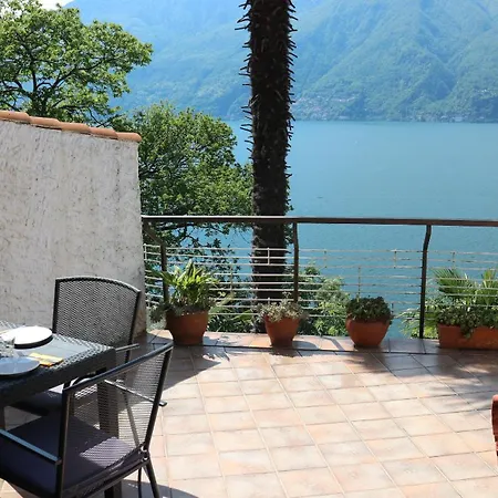 Casa Roccia Apartment Pino Lago Maggiore