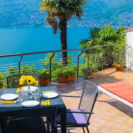 Casa Roccia Lägenhet Pino Lago Maggiore